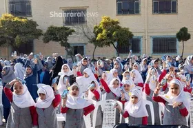 آغاز توزیع شیر رایگان در مدارس مشهد (۲۴ آبان ماه ۱۴۰۲)