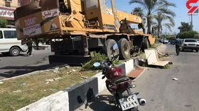 جرثقیل غول&zwnj;پیکر در قشم حادثه تلخی آفرید+ فیلم