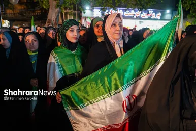 گزارش تصویری | ضیافت خیابانی ۶ زوج ناشنوا برای ترویج ازدواج آسان
