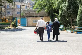 بازگشت کودک یازده ساله به آغوش خانواده پس از ۵ سال جدایی