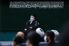 ویدئو| قرائت زیارت اربعین با حضور رهبر انقلاب اسلامی