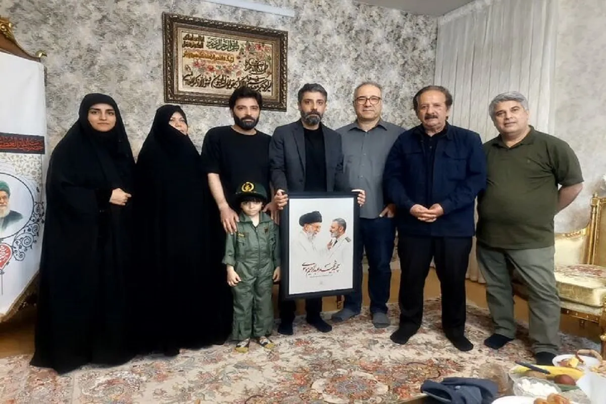 «مجید مجیدی» به دیدن خانواده شهید سپهبد موسوی رفت