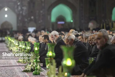 آئین خطبه خوانی شب عاشورا در حرم مطهر رضوی