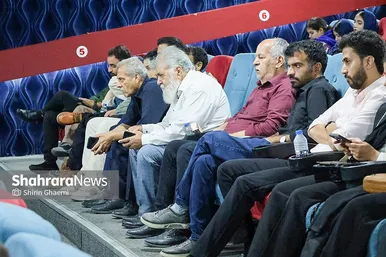 گزارش تصویری | اکران مردمی فیلم سینمایی «ماده ۳۵۱» با حضور عوامل در مشهد