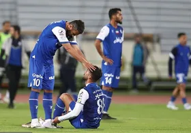 استقلالی&zwnj;ها بازهم پول نگرفتند