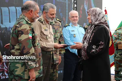 مراسم بهره برداری از طرح ۸۸۸ واحدی منازل سازمانی ارتش در مشهد