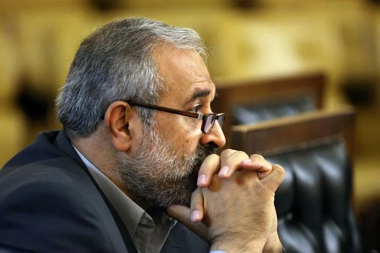 نماینده مردم تهران: صدای معلمان به جایی نمی‌رسد| بازنشستگان همچنان منتظر متناسب‌سازی هستند