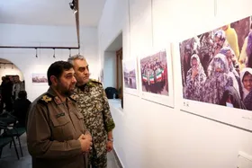 روایت تصویری از مراسمات ملی تشییع شهدا در نمایشگاه &laquo;بر شانه&zwnj;های اشک&raquo;