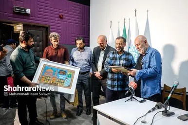 گزارش تصویری | اکران مستند پرتره «داوج پارادیزو» با موضوع زندگی و آثار هنری «جواد علیزاده» در پردیس سینمایی مهر