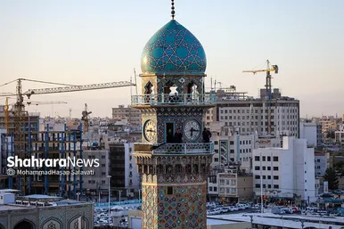 آئین اذن عزای حسینی و تعویض پرچم گنبد حرم مطهر رضوی