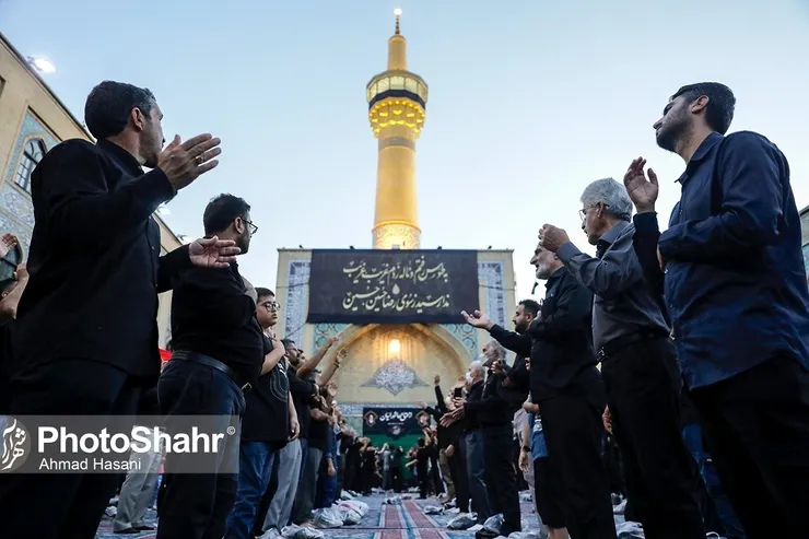 ویدئو | قرائت زیارت اربعین در حرم مطهر رضوی