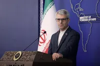 سخنگوی وزارت خارجه: ایران در برابر زورگویی‌ها سر خم نمی‌کند
