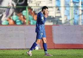 منیر الحدادی فعلاً به استقلال برنمی&zwnj;گردد؛ پیشنهاد تیم مراکشی روی میز هافبک آبی&zwnj;ها