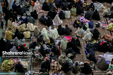 تحویل سال ۱۴۰۲ در حرم مطهر امام رضا (ع)