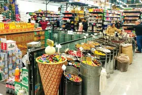 توزیع گسترده کالاهای اساسی در مشهد | قیمت مواد غذایی در روز&zwnj;های اخیر به ثبات رسیده است  
