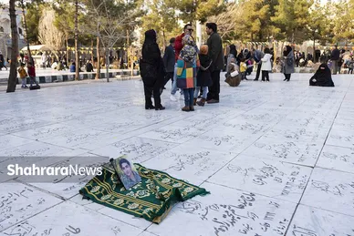آیین چراغ برات در آرامگاه خواجه ربیع