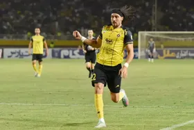 غیبت مهاجم سپاهان در دربی اصفهان
