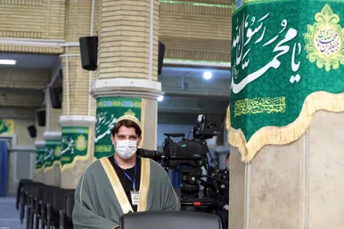 دیدار جمعی از مسئولان نظام و مهمانان شرکت کننده در کنفرانس وحدت اسلامی با رهبر معظم انقلاب