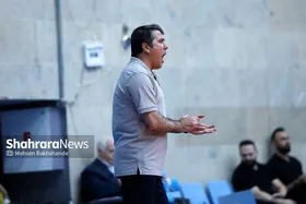 سرمربی سپهر صدرا مشهد: امیدوارم مسئولان به وعده&zwnj;های خود عمل کنند