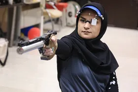 &laquo;نسرین شاهی&raquo; تفنگش را به سمت کره جنوبی هدف گرفت