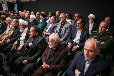 گزارش تصویری | مراسم بزرگداشت شهدای جنگ تحمیلی اخیر با حضور رهبر انقلاب اسلامی