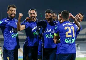 استقلال با همکاری شرکت توسعه به دنبال جنگ با سازمان لیگ