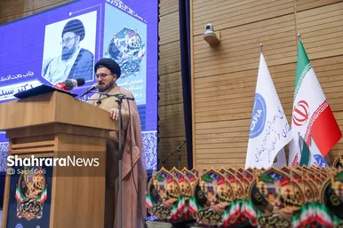 گزارش تصویری | دومین آیین شکرانه خدمت و تجلیل از مسئولان دستگاه‌های اجرایی و خادمان مواکب خدمت‌رسان به زائران اربعین و دهه آخر صفر
