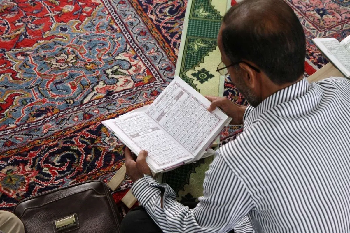 خواندن روزانه قرآن در مساجد در طرح «تلاوت نور» کلید خورد