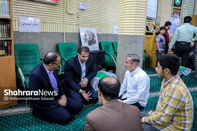 دیدار مردمی فرماندار و مدیران ۱۵ دستگاه اجرایی با اهالی منطقه ۹ مشهد