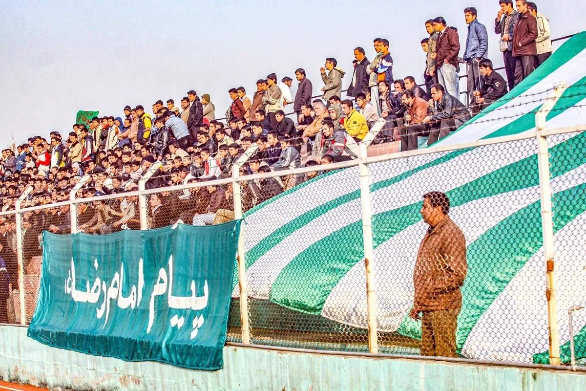 روزنگار| صعود به لیگ برتر تیم فوتبال پیام مشهد برای اولین و آخرین بار