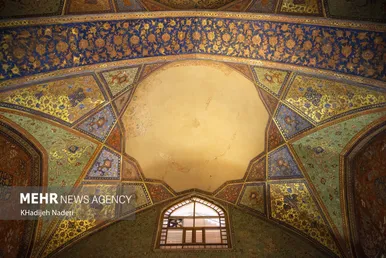 ایران زیباست | کاخ چهلستون اصفهان