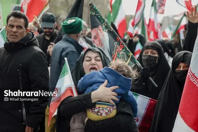 گزارش تصویری | خروش انقلابی نمازگزاران جمعه مشهد در محکومیت جنایات رژیم صهیونیستی و آمریکا