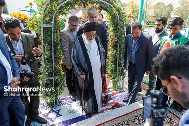 گزارش تصویری | مراسم زنگ نماز در دبیرستان دولتی حسن برزگر مشهد