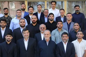 پزشکیان: با روحیه ملی هیچ مانعی سد راه پیشرفت ایران نخواهد بود