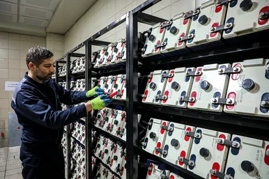 تعمیر و نگهداری قطارشهری مشهد