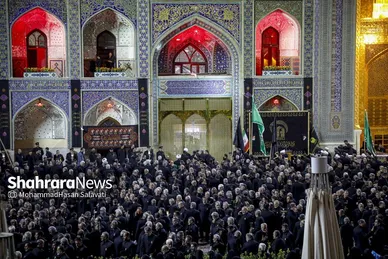 گزارش تصویری | شام غریبان حسینی در حرم امام‌رضا(ع) (۱۵ تیر ۱۴۰۴)