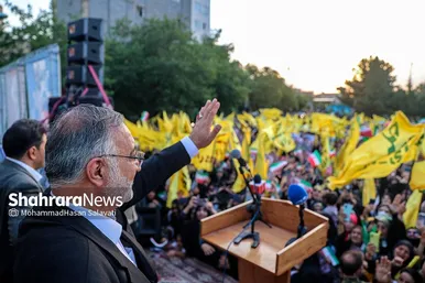 سفر تبلیغاتی علیرضا زاکانی به مشهد برای دور دوم انتخابات ۱۴۰۳