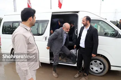 تصاویر حضور وزیر کشور در مناطق سیل زده مشهد (۲۷ اردیبهشت ۱۴۰۳)