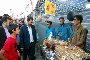 جشنواره گل و شیرینی در بوستان ارم