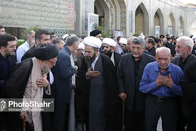 تشییع پیکر مرحوم مهدوی دامغانی در حرم مطهر رضوی
