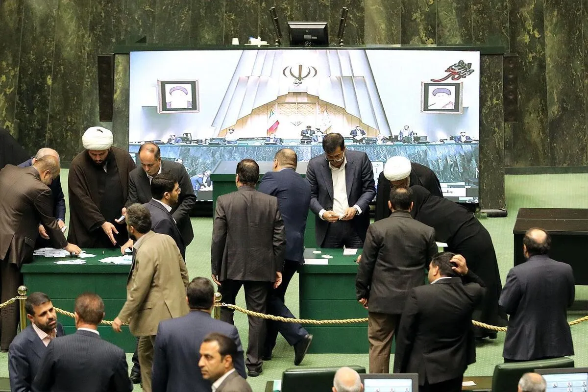 نتایج و حواشی انتخابات هیئت‌رئیسه مجلس| ذوالنور انتخاب شد؛ نیکزاد جا ماند+ فیلم و جزئیات