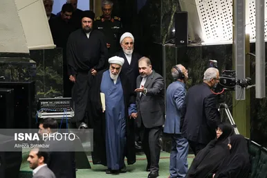 عکس‌هایی از آغاز مجلس دوازدهم توسط هیئت رئیسه سنی