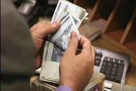 ویدئو| دفاع همتی از دست و دلبازی بانک&zwnj;ها برای اعطای وام به کارمندانشان