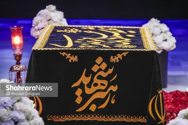 گزارش تصویری | مزار مطهر رهبر شهید انقلاب اسلامی در رواق دارالذکر حرم مطهر رضوی