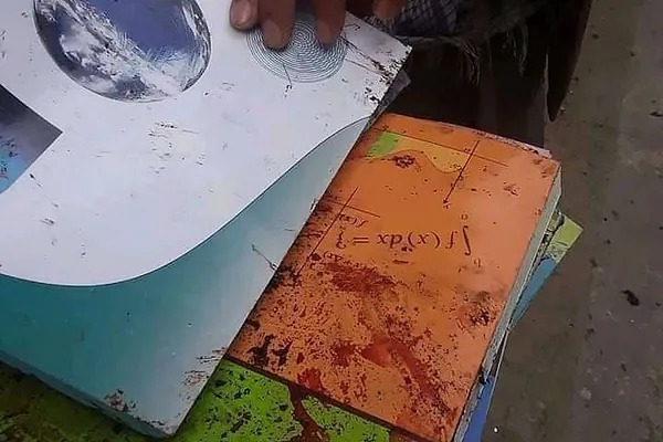 ۳ حمله انتحاری در غرب کابل | تاکنون ۲۵ دانش‌آموز جان باخته‌اند + فیلم و عکس