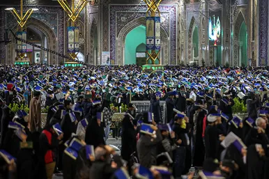مراسم احیاء شب ۱۹ ماه رمضان در حرم مطهر رضوی