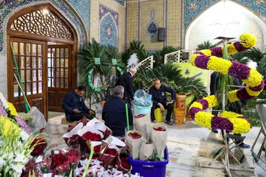 گل‌آرایی ویژه حرم مطهر رضوی