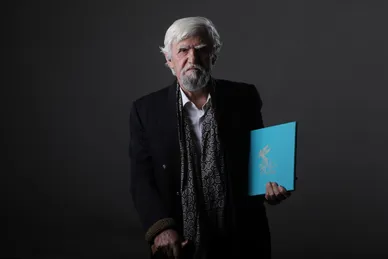 گزارش تصویری | برندگان سیمرغ بلورین چهل‌وسومین جشنواره فیلم فجر