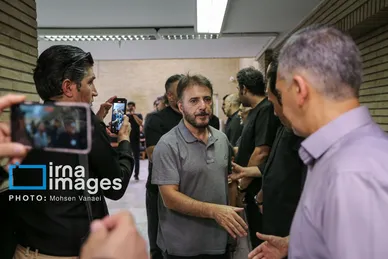 عکس‌هایی از مراسم ترحیم شهید «علیرضا تنابنده» برادرزاده محسن تنابنده