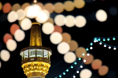 چراغانی و گل آرایی حرم مطهر رضوی به مناسبت میلاد امام رضا (ع)